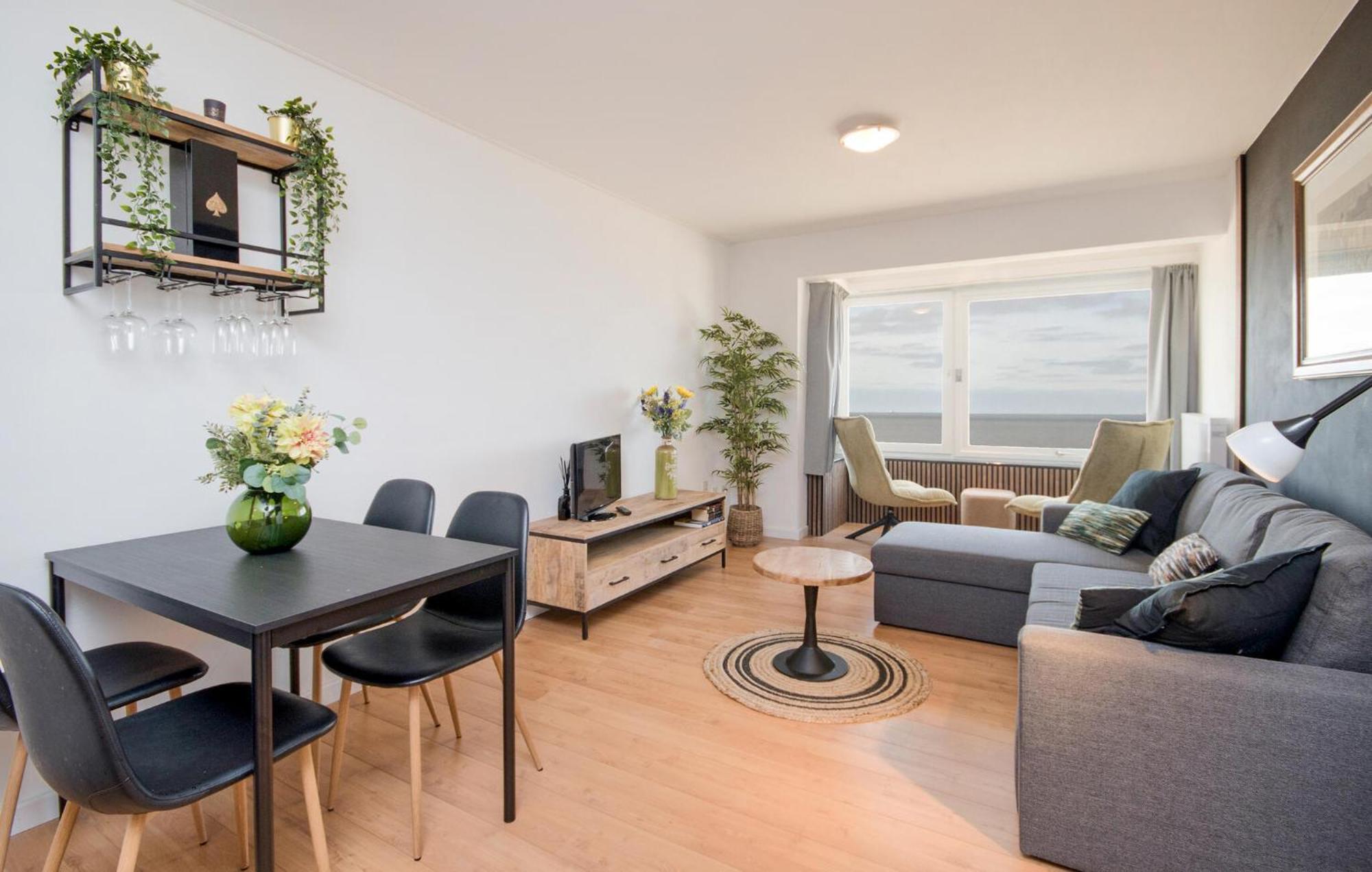 Appartement 1 Bedroom Front In *