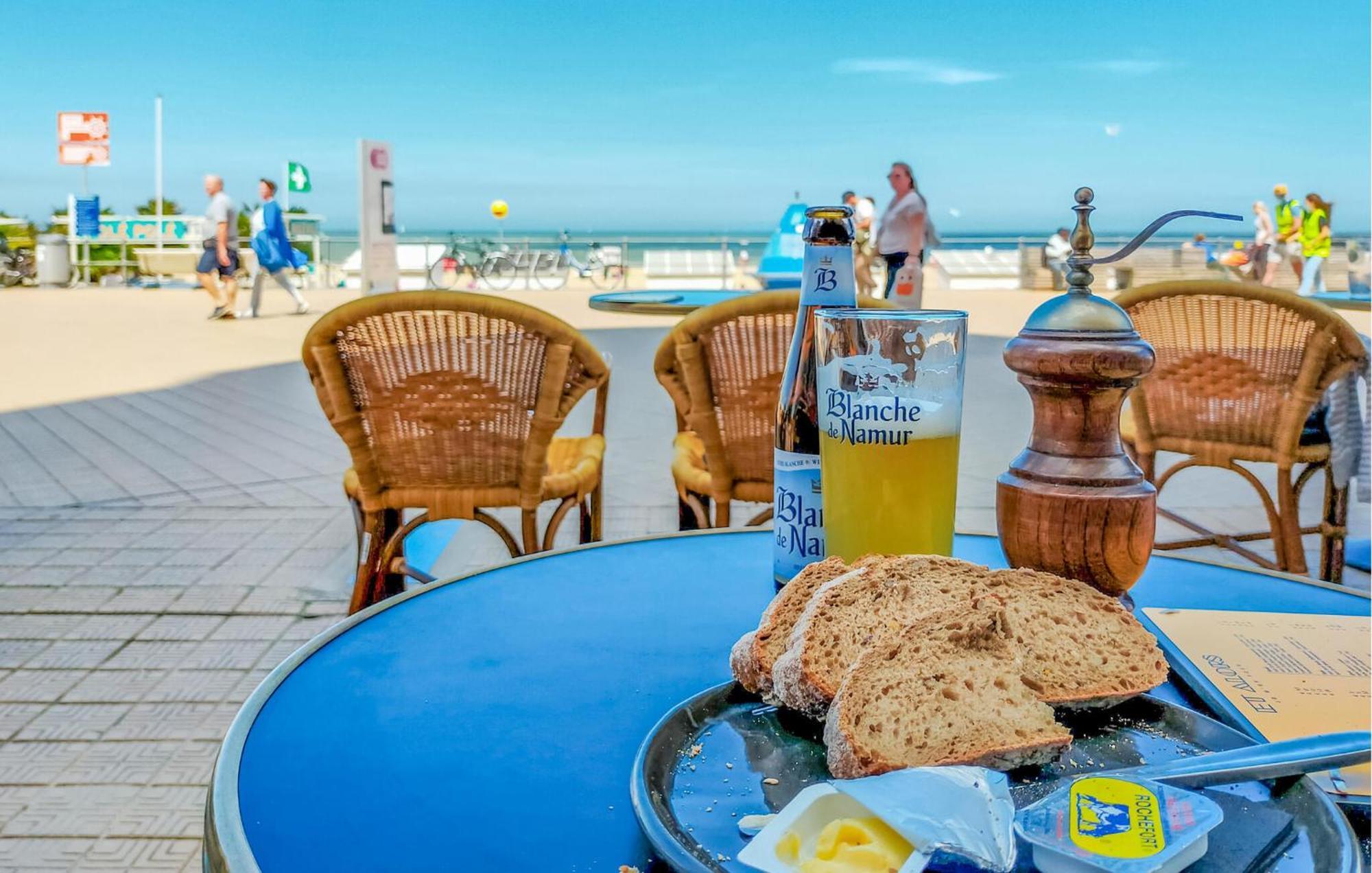 Appartement 1 Bedroom Front In Ostende
